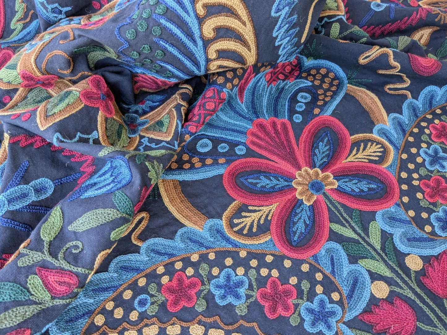 2.5y Scalamandre Magnificent Lalita Wool Crewel Rose Flower Black MSRP USD494/Y