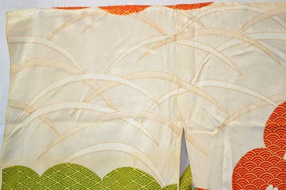 Stunning New Un-Finished Silk Wedding Furisode Embroidered Chrysanthemum