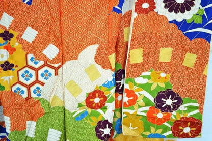 Stunning New Un-Finished Silk Wedding Furisode Embroidered Chrysanthemum