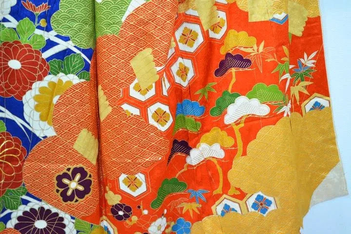 Stunning New Un-Finished Silk Wedding Furisode Embroidered Chrysanthemum