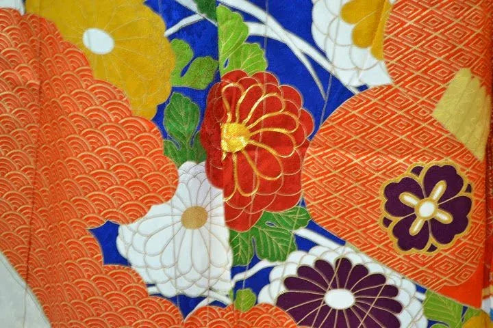 Stunning New Un-Finished Silk Wedding Furisode Embroidered Chrysanthemum