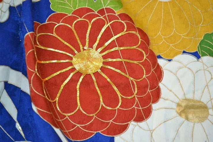 Stunning New Un-Finished Silk Wedding Furisode Embroidered Chrysanthemum