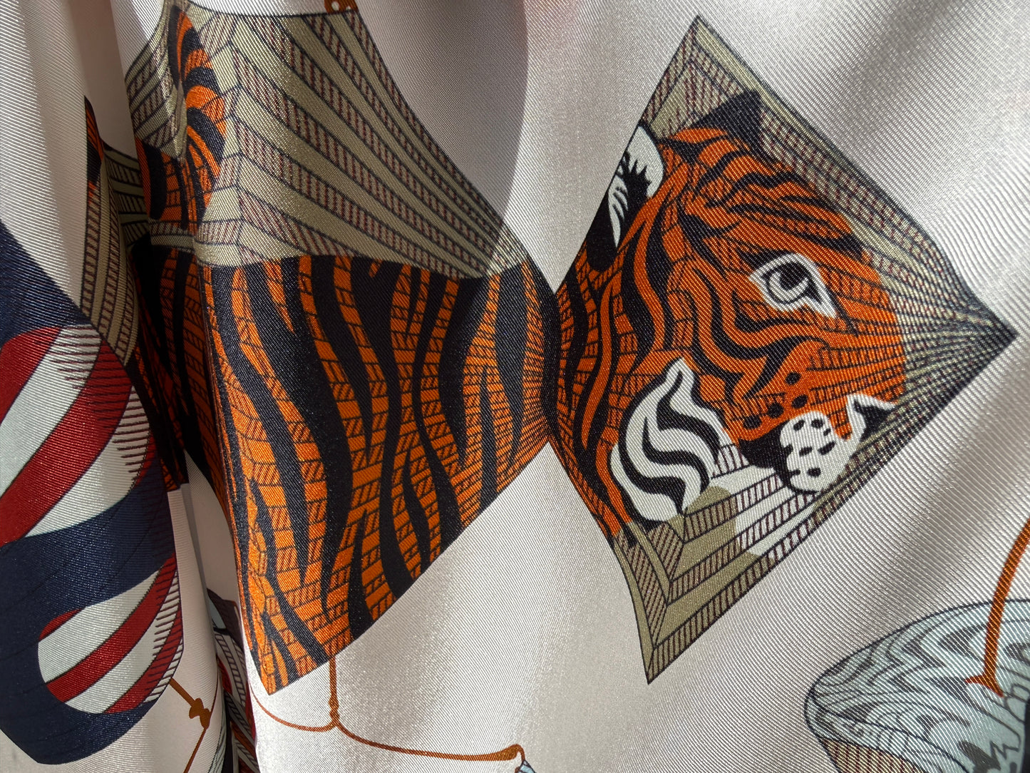 Art Scarf Lattern Festival Animal Kingdom Bird Fish High End 100% Silk Twill Scarf Huge 40”
