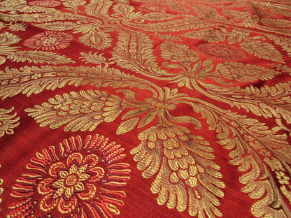3y Coraggio Silk Heavy Lampas Artichoke Renaissance Crimson Red Gold B17-19