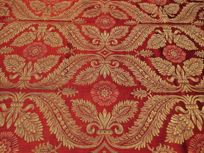 3y Coraggio Silk Heavy Lampas Artichoke Renaissance Crimson Red Gold B17-19
