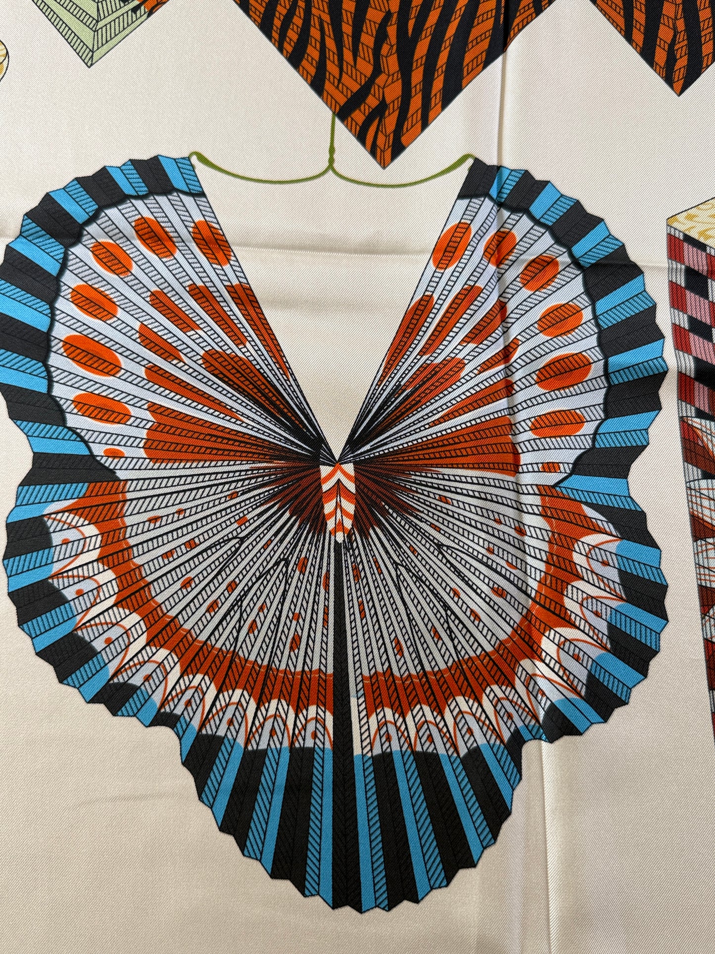 Art Scarf Lattern Festival Animal Kingdom Bird Fish High End 100% Silk Twill Scarf Huge 40”