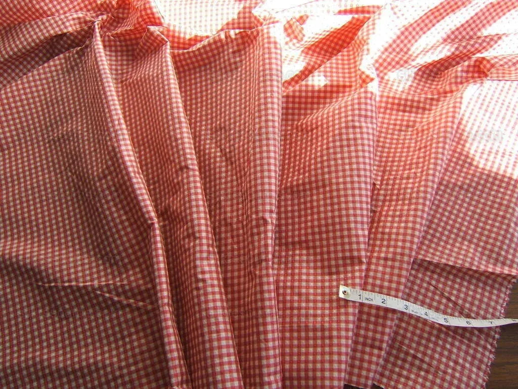 Scalamandre "dorine" 100%silk Red And White Minicheck Gingham