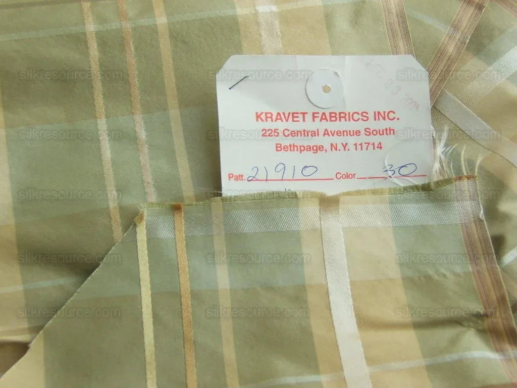 Kravet 100%silk "garden" Pea Light pistachio And Gold Green