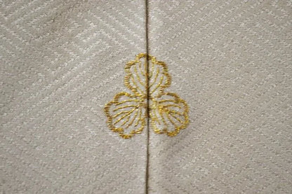 High Quality Japanese Silk Haori Jacket Subtle cream grey Classic Zigzag