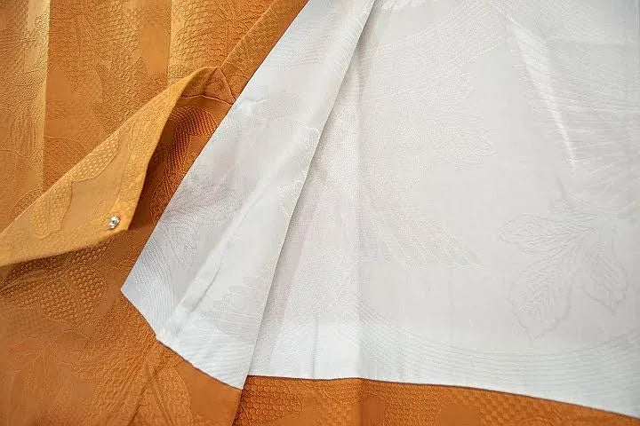 High Quality Japanese 100% Silk Haori Jacket Hand-Made Classic Lily Orange
