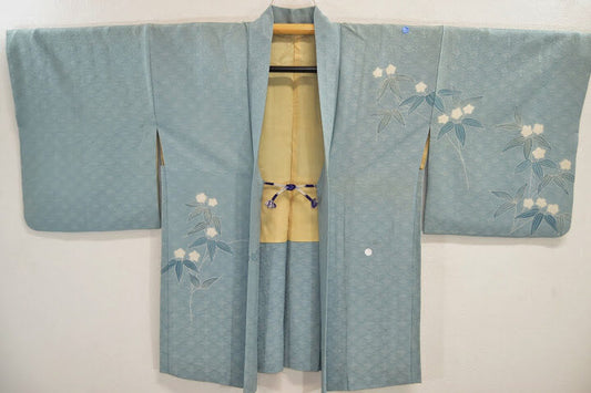 Vintage 100% Silk Haori Jacket Kimono Shibori Kikkyou Flower Pale Blue White @X25e