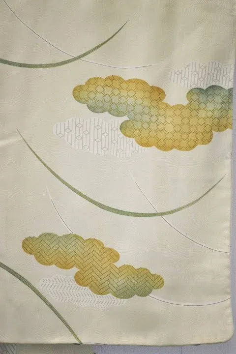 High Quality Hand Made 100% Silk Wedding Komon Cloud Fortune Hexagon