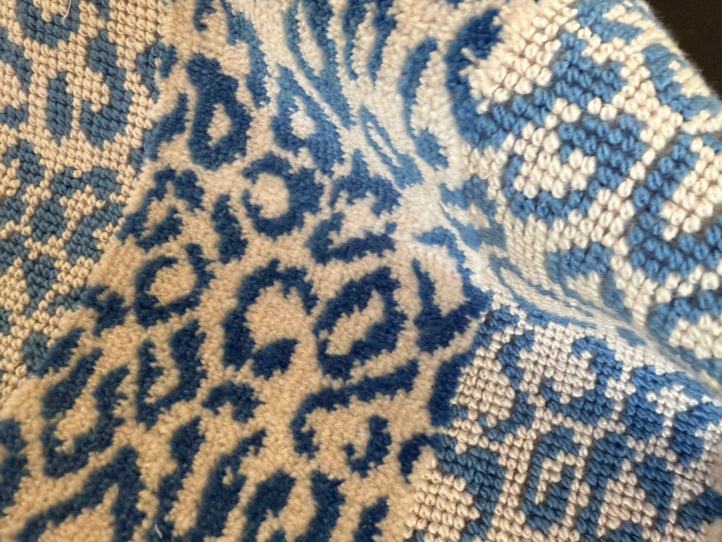 Special Order Scalamandre Corbet Blue White Animal Skin Velvet Cotton MSRP USD 820/Y
