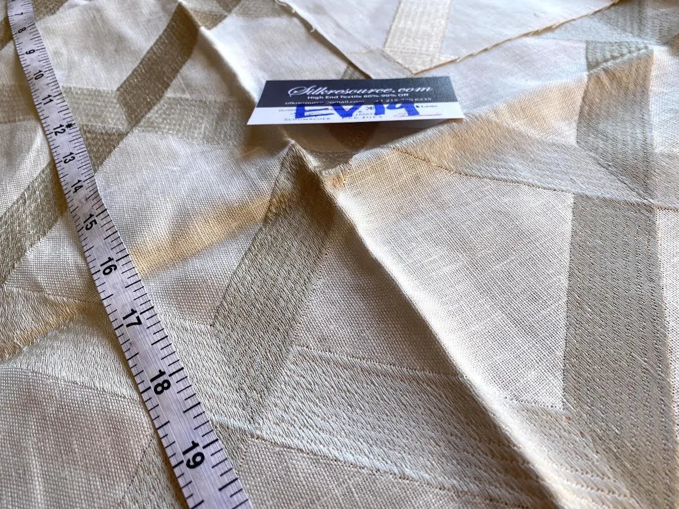 70 Ev19 Scalamandre Embroidery Linen Diamond Lattice Almond On White