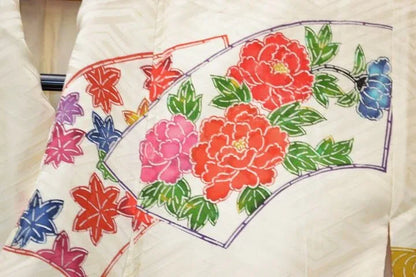 Silk Wedding TSUKESAGE Peony Chrysanthemum Maple Folding Fan Ripple