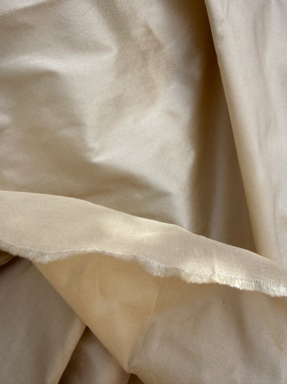 Candlelight In Vanilla Creme High Quality 100% Silk Taffeta
