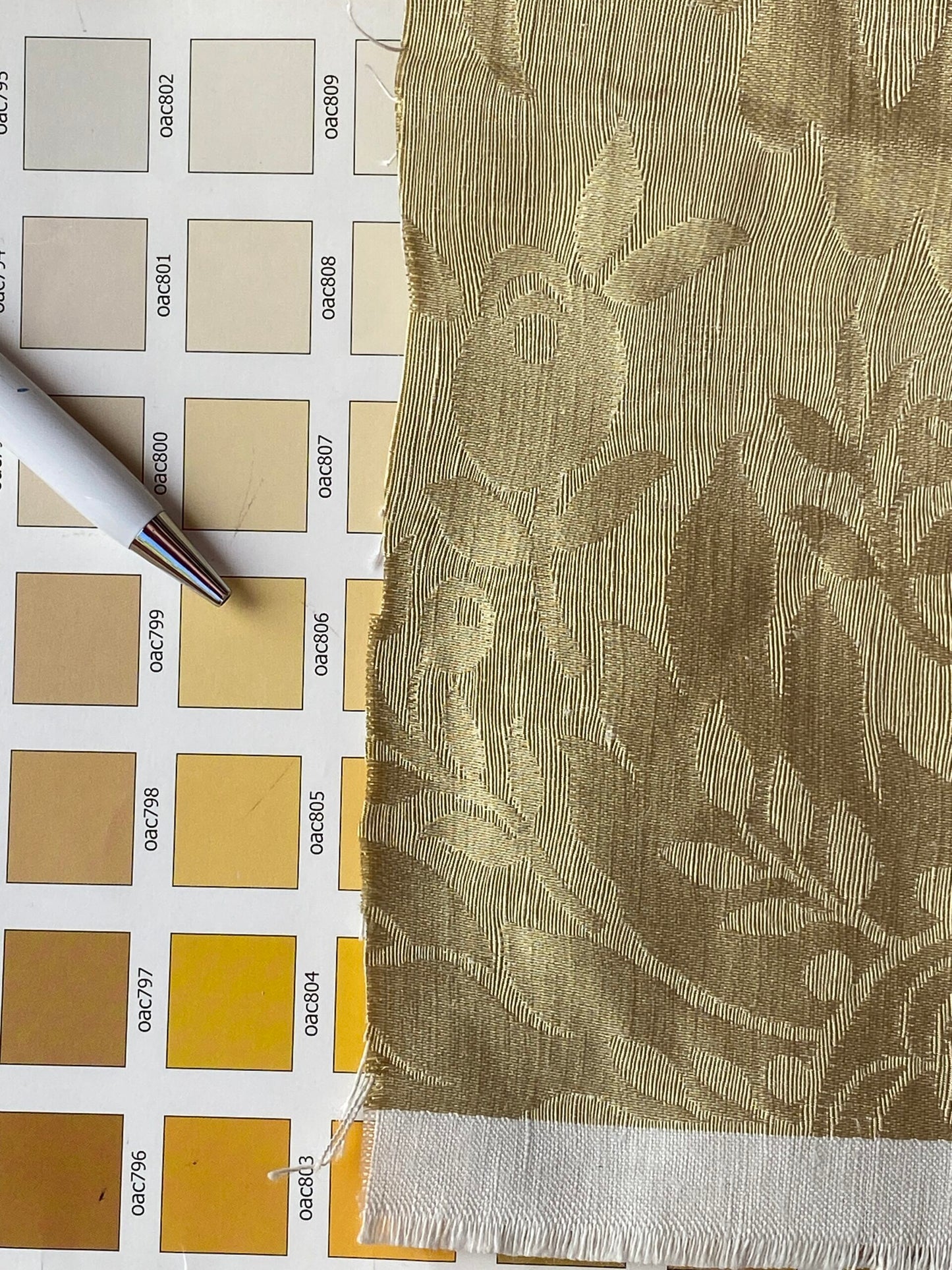 Scalamandre San Leucio Beige Gold Old World Weavers Silk Linen Renaissance Silk Damask MSRP USD 546/Y