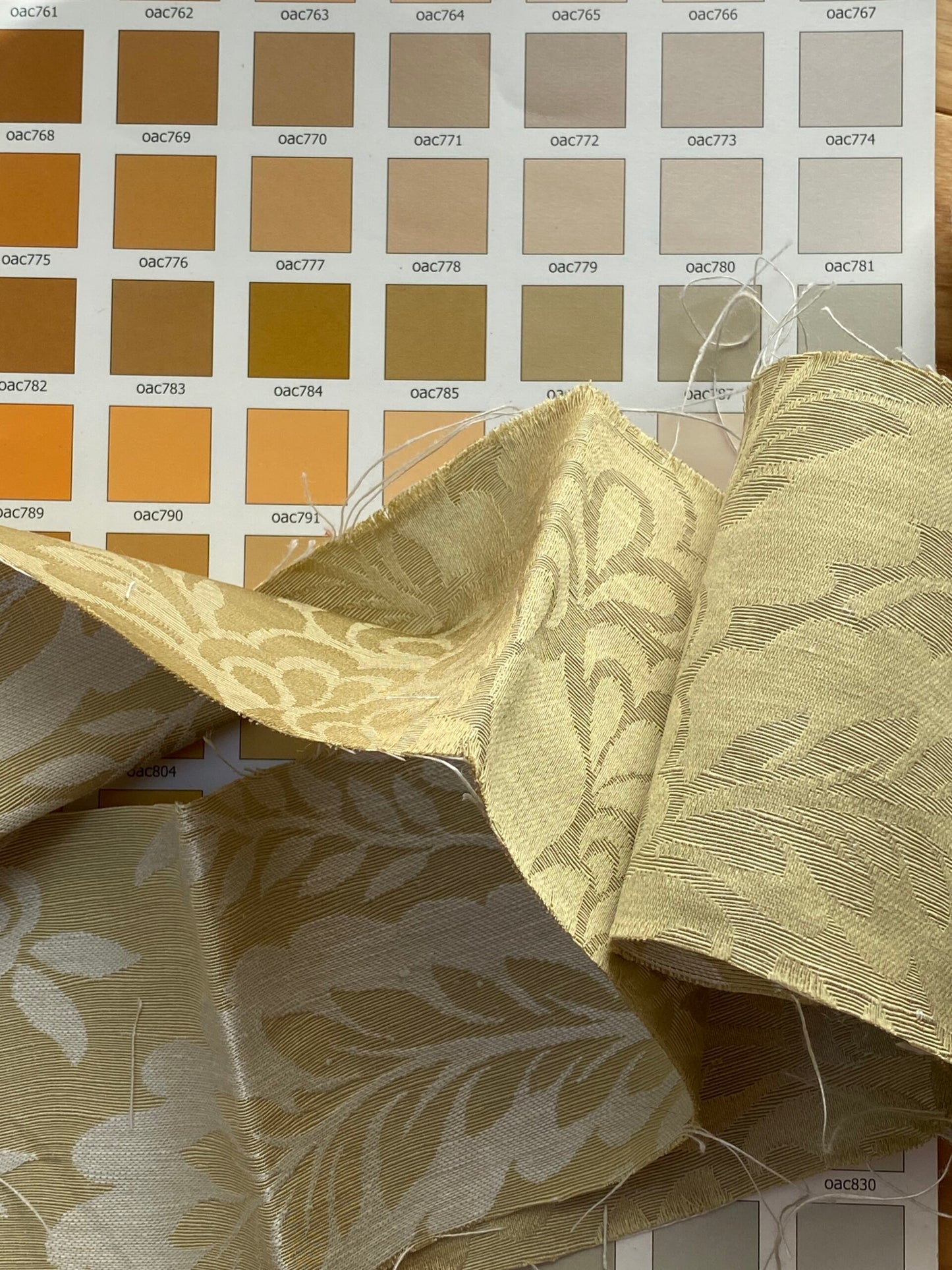 Scalamandre San Leucio Beige Gold Old World Weavers Silk Linen Renaissance Silk Damask MSRP USD 546/Y