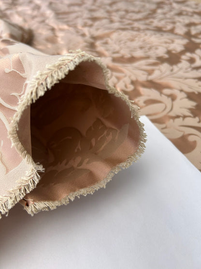 By yard Republica Silk Cotton Damask Renaissance Classy Pink Coral MSRP USD 500+/yard