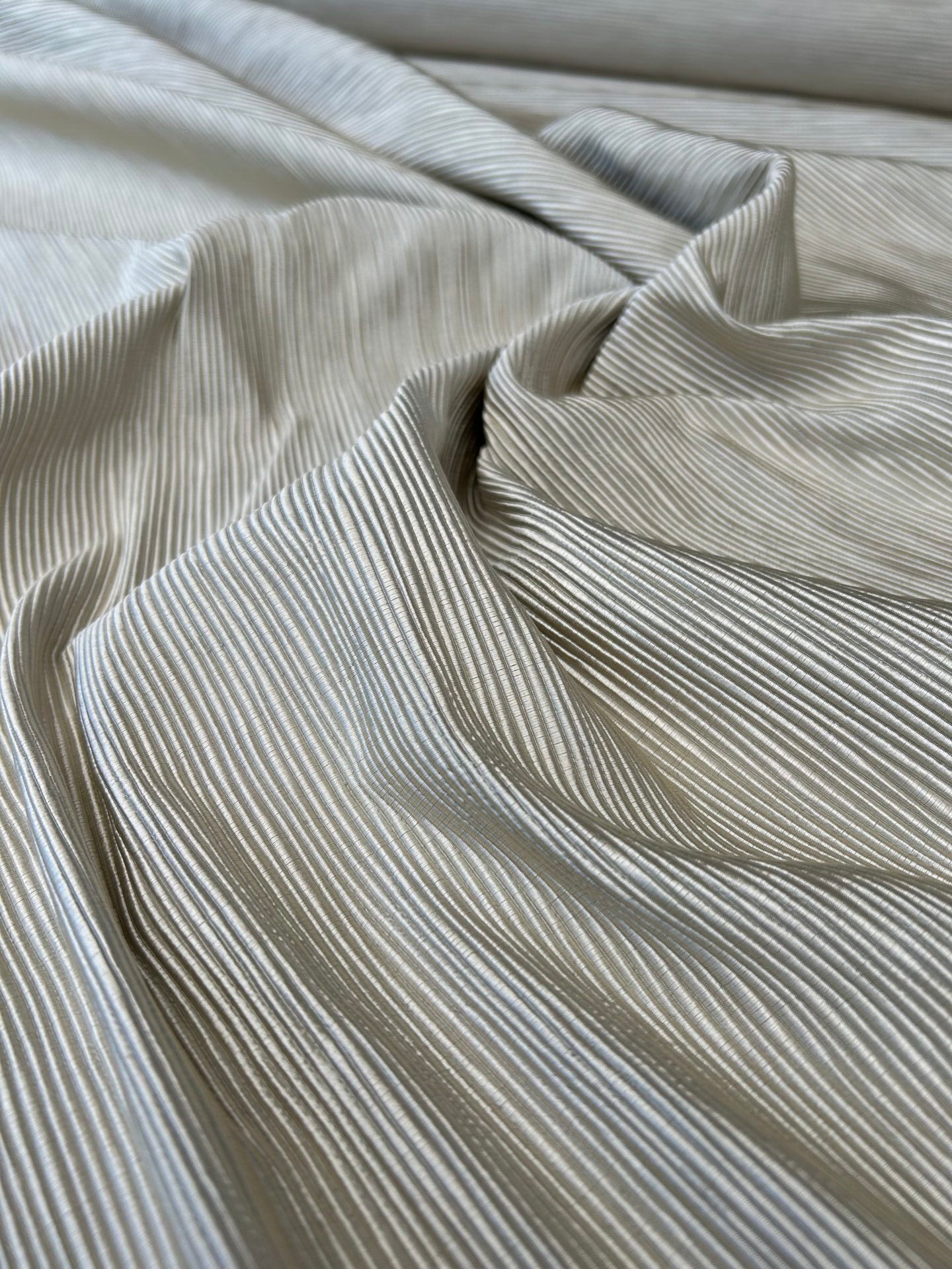 By yard Tapestry Silk Ottoman Wide Ribbed Silver Grey MSRP USD 600+/Yard