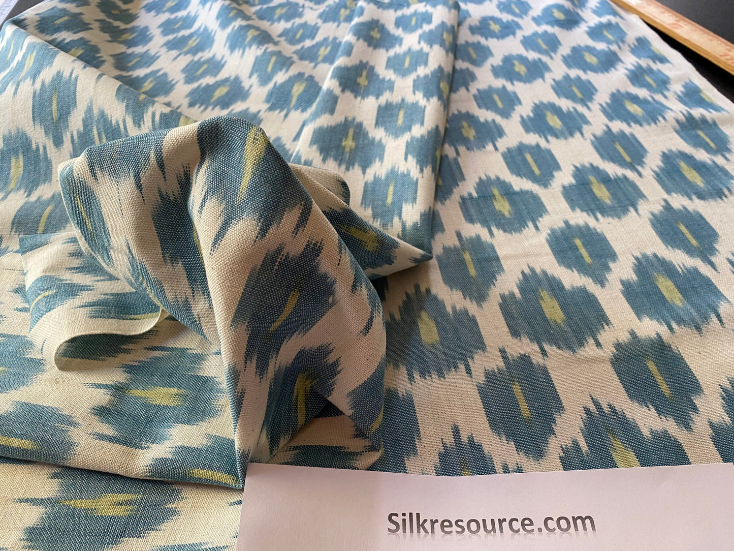 Scalamandre " Amara Ikat Weave Peacock  MSRP USD 150/Y Cotton Hand Woven! Blue Green White"