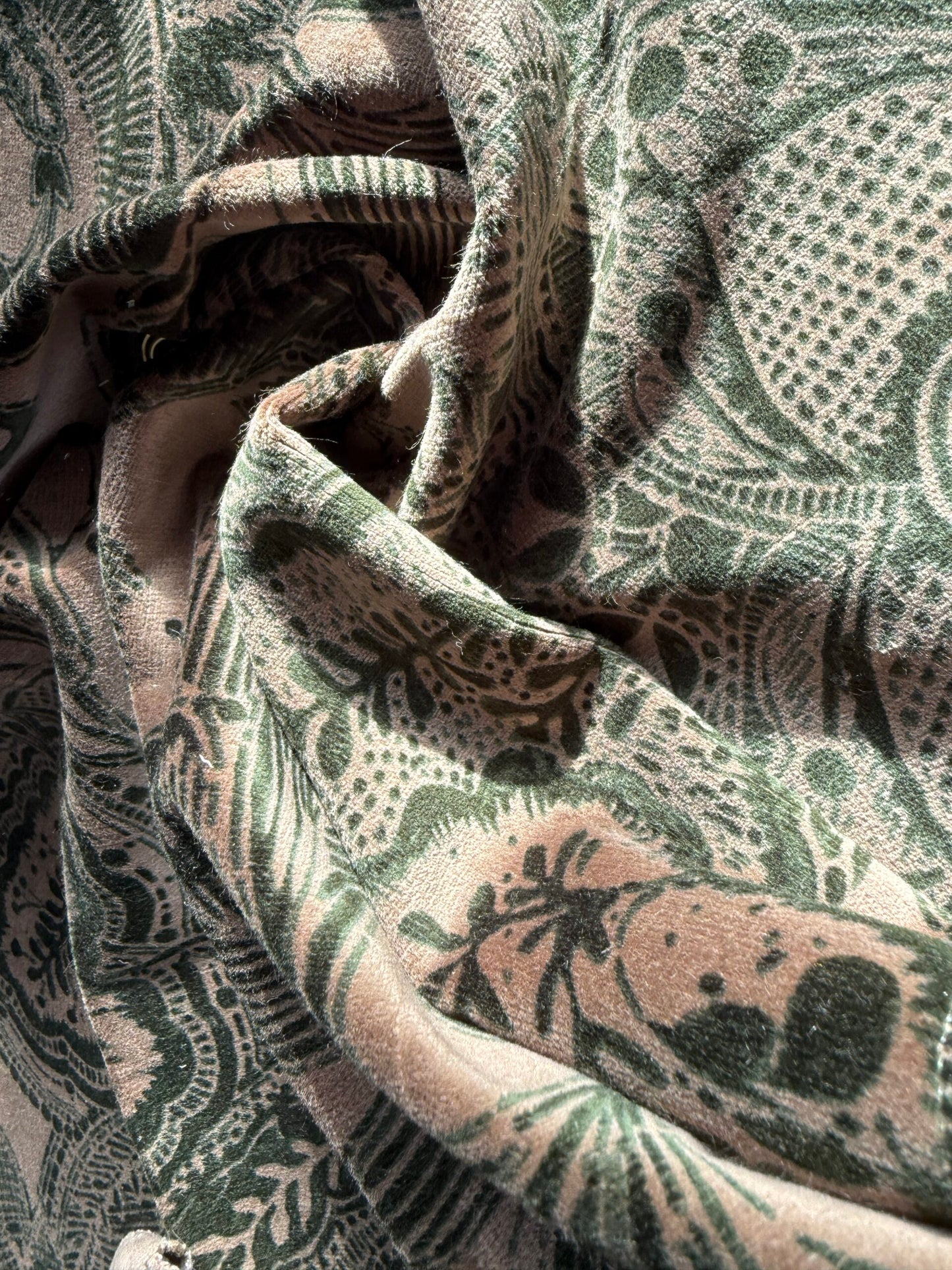 Scalamandre Fonthill Cranbrook Printed Velvet Forest Rich Emerald Green Printed Renaissance Floral Jacobean MSRP USD368/Y