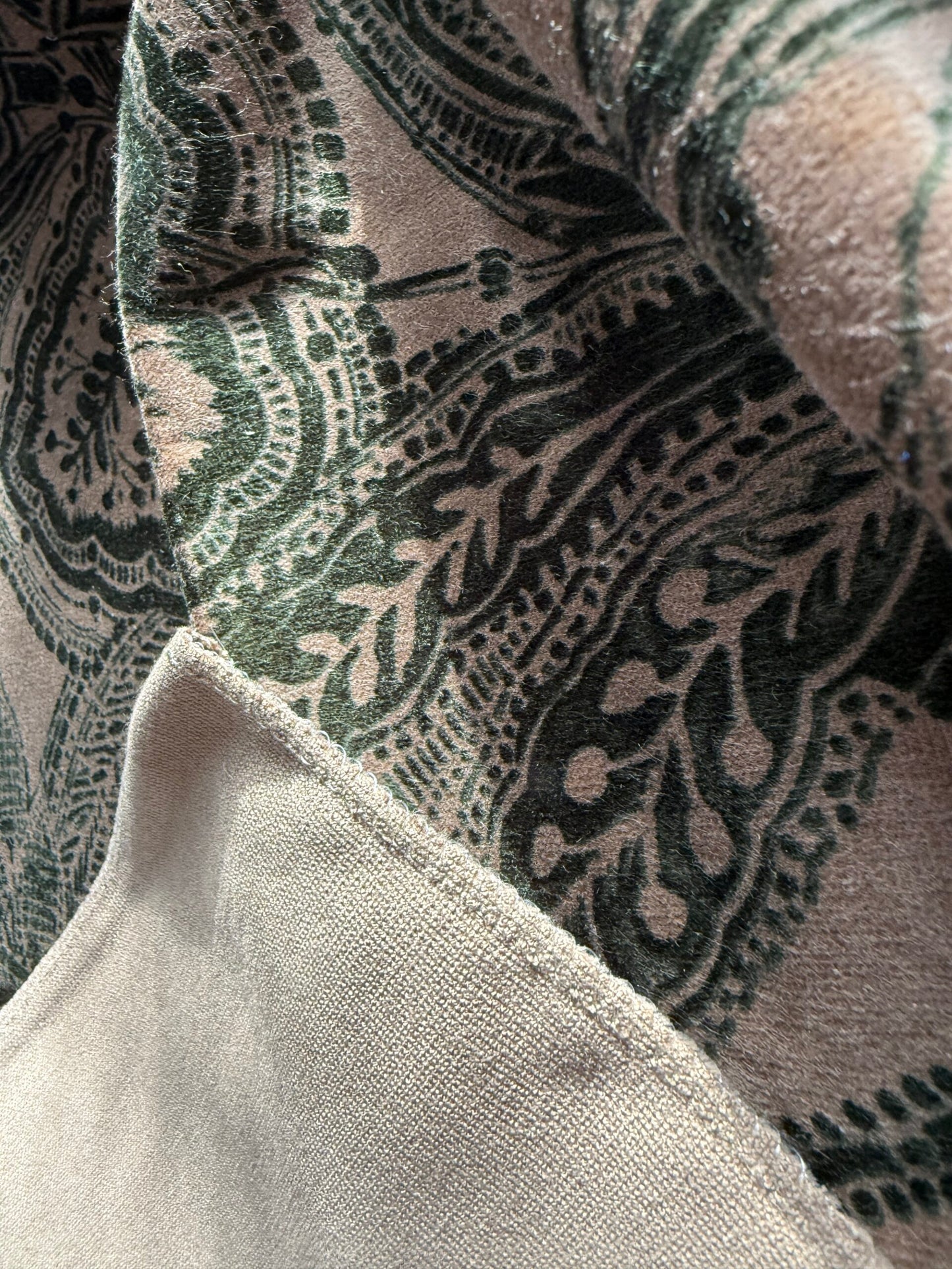 Scalamandre Fonthill Cranbrook Printed Velvet Forest Rich Emerald Green Printed Renaissance Floral Jacobean MSRP USD368/Y