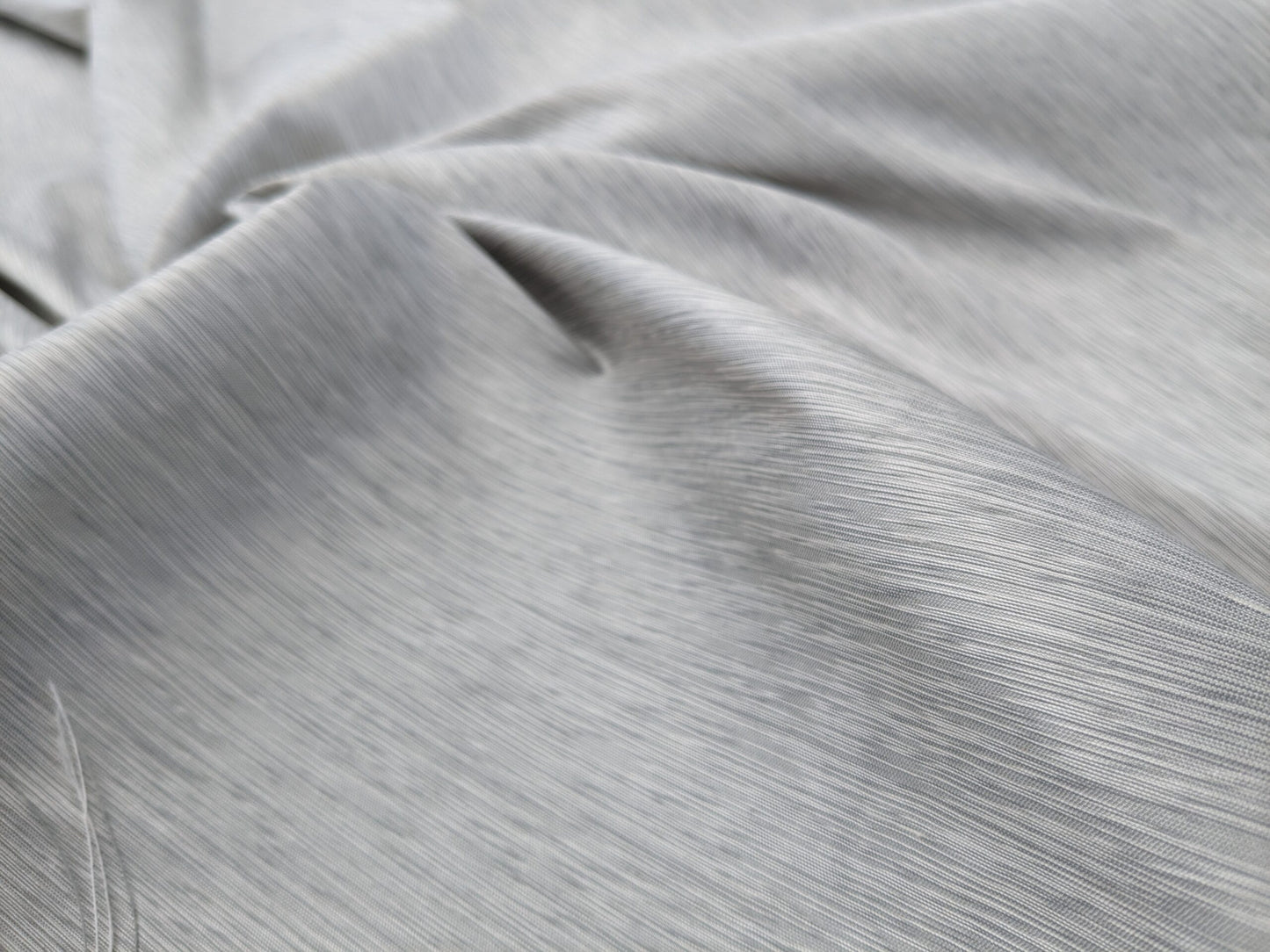 Scalamandre Diffusion Taffeta Platinum Silver Grey Iridescent Silk Taffeta Texture MSRP USD294/y