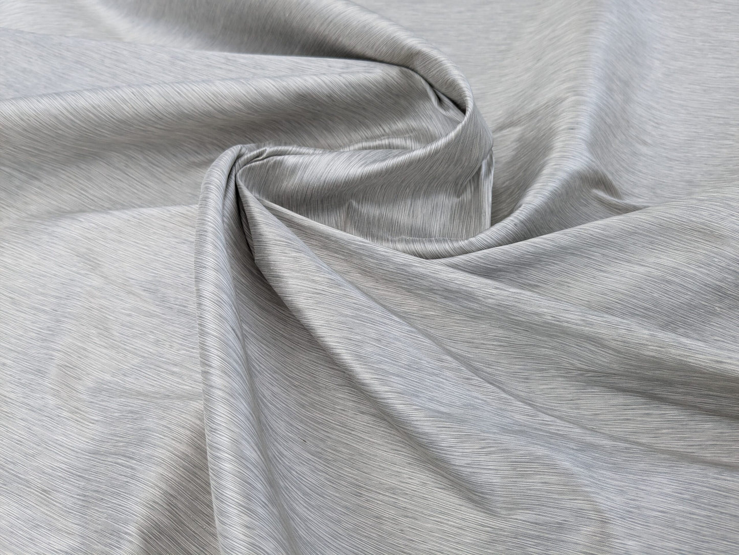 Scalamandre Diffusion Taffeta Platinum Silver Grey Iridescent Silk Taffeta Texture MSRP USD294/y