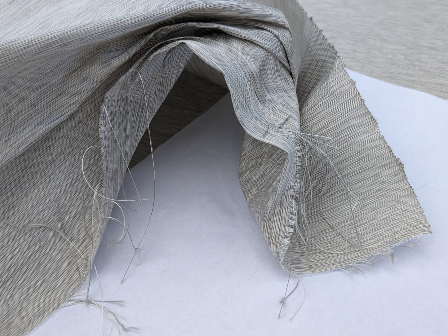 Scalamandre Diffusion Taffeta Platinum Silver Grey Iridescent Silk Taffeta Texture MSRP USD294/y