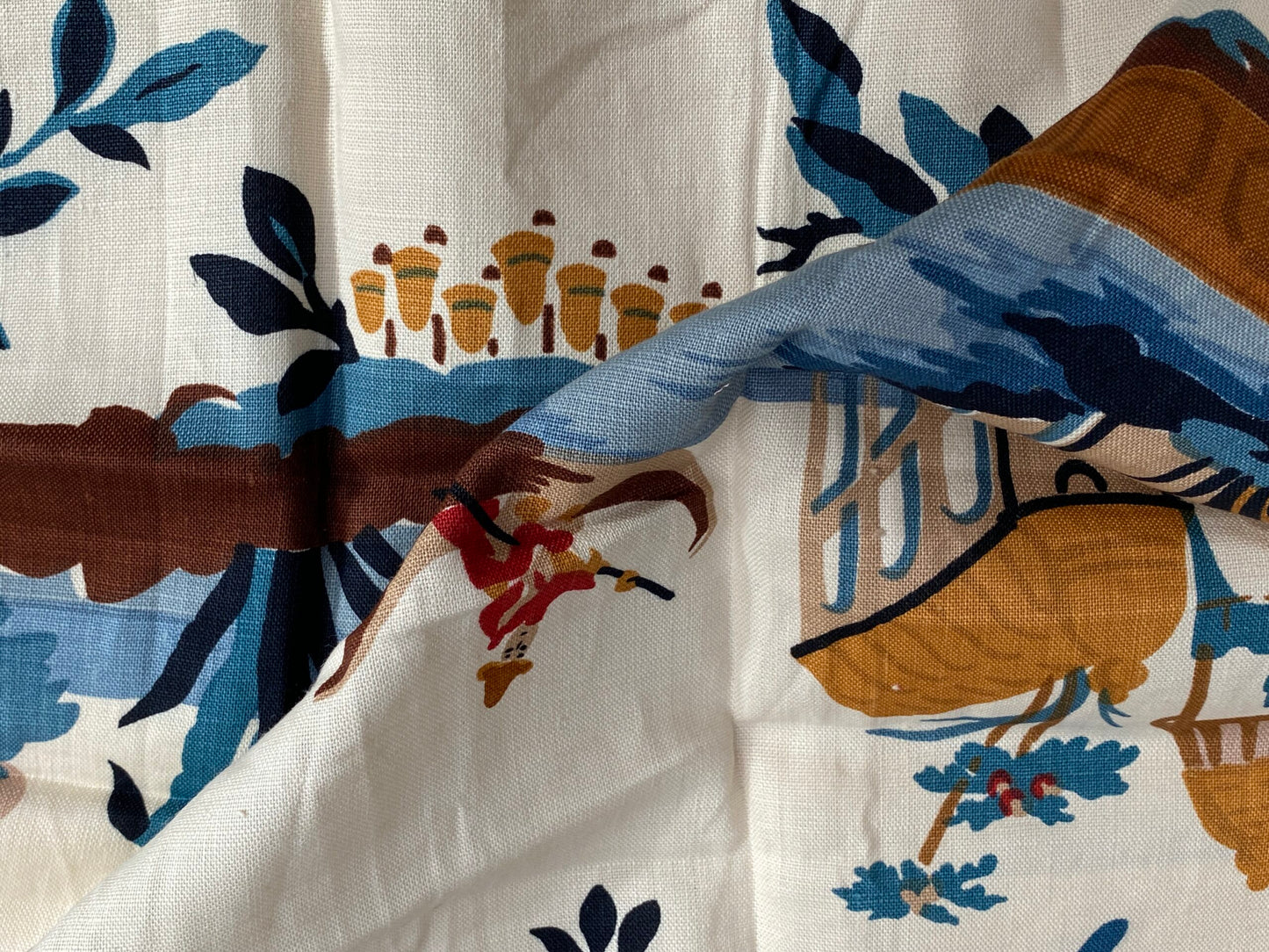 Brunschwig &amp; Fils Le Lac in Red Blue Print Linen Sea Birds MSRP USD796/y