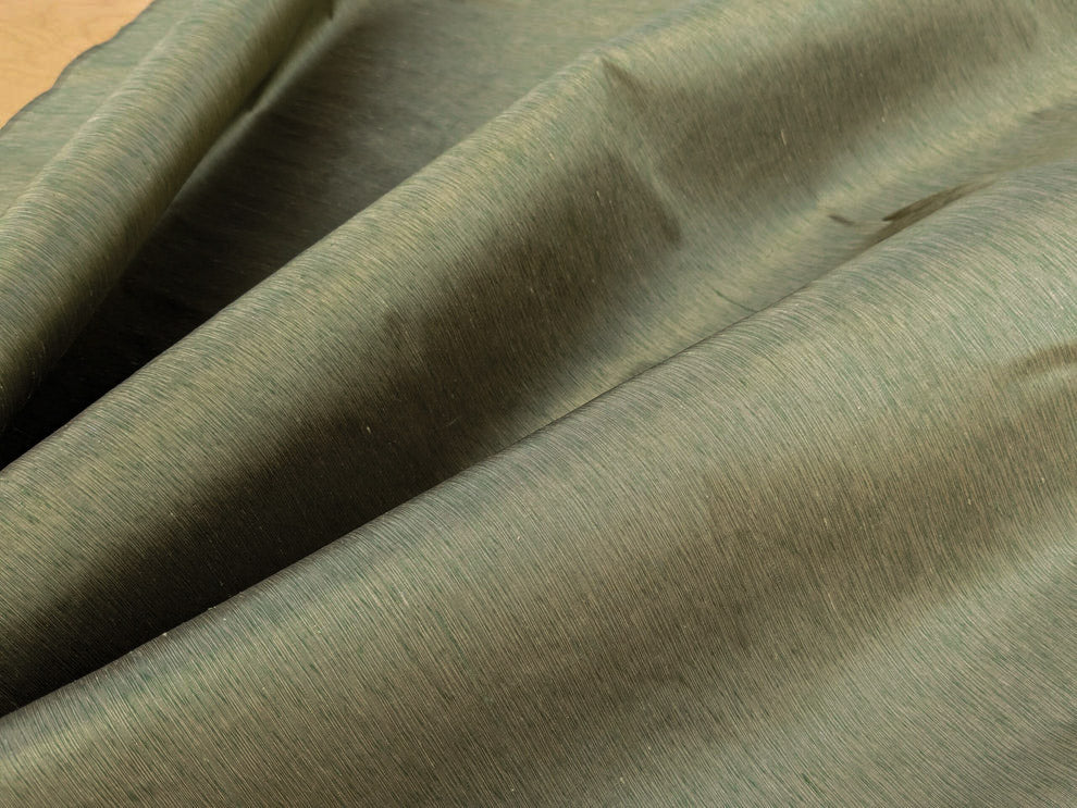 Scalamandre  Hinson  Diffusion Taffeta Olive Green Iridescent Silk Taffeta Texture MSRP USD294/y