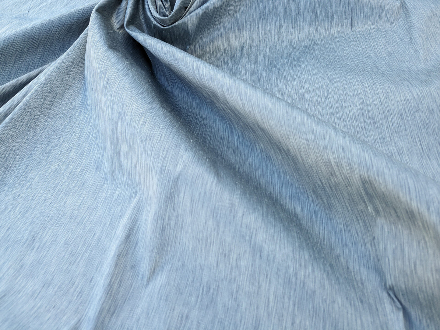 Scalamandre Diffusion Taffeta Ice Blue Iridescent Silk Taffeta Texture MSRP USD294/y