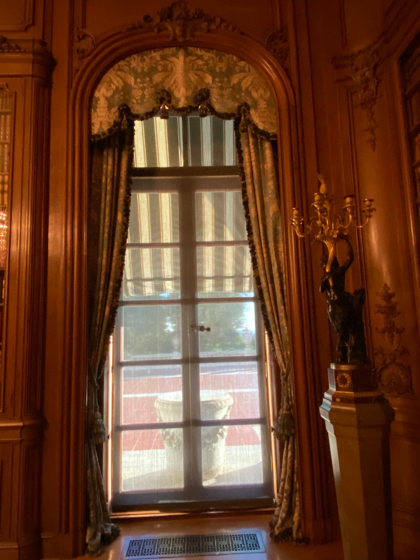 By Yard Scalamandre "NATCHEZ" Silk Lampas in Ripe Peach and Cream Salmon Pink &amp; Off White Silver PineappleWhite 18th C MSRP$1200+/Y