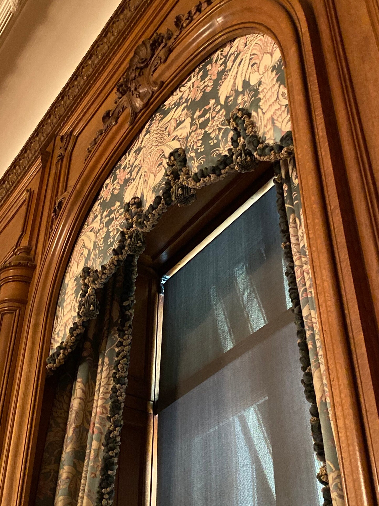 By Yard Scalamandre "NATCHEZ" Silk Lampas in Ripe Peach and Cream Salmon Pink &amp; Off White Silver PineappleWhite 18th C MSRP$1200+/Y