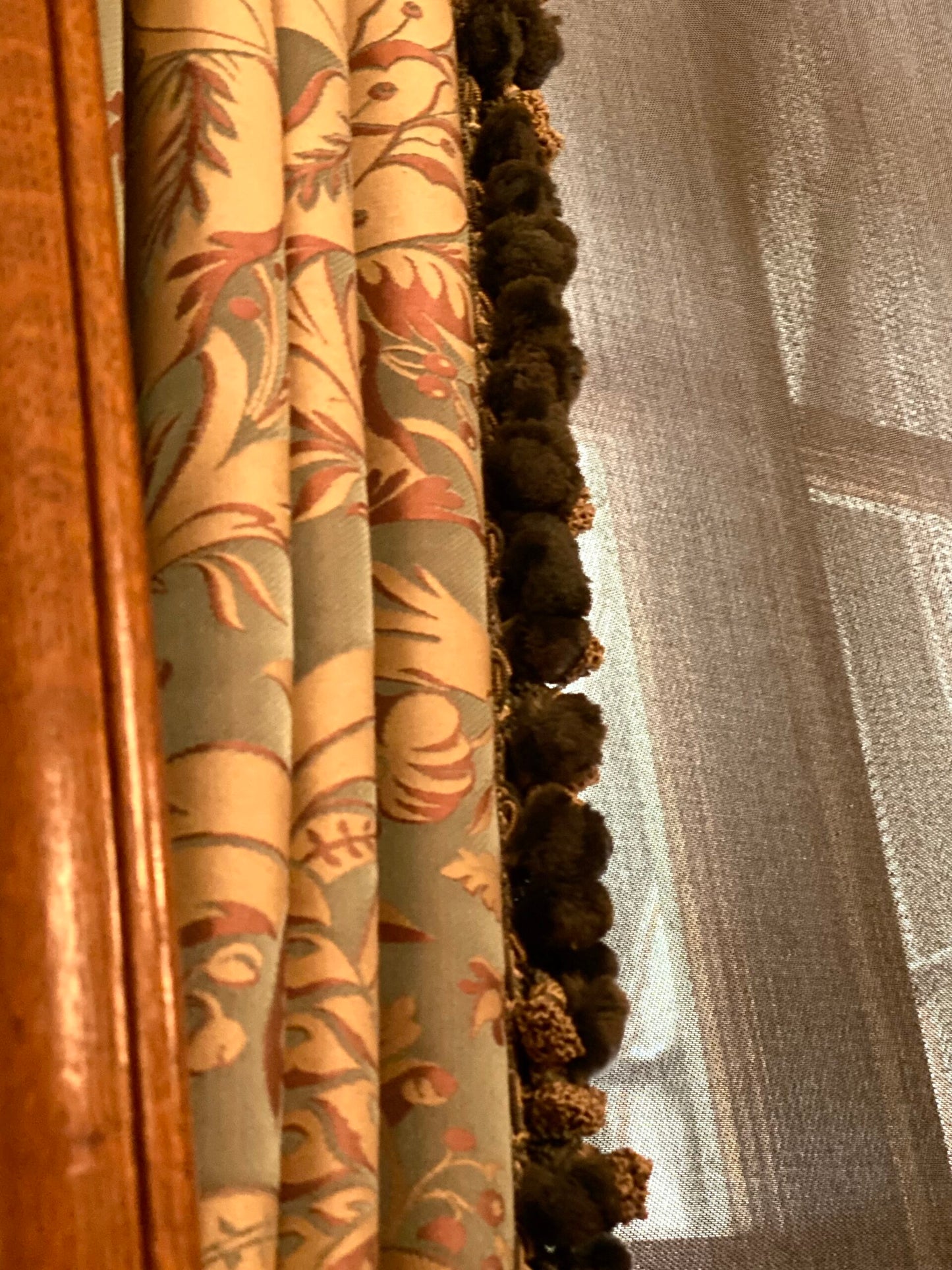 By Yard Scalamandre "NATCHEZ" Silk Lampas in Ripe Peach and Cream Salmon Pink &amp; Off White Silver PineappleWhite 18th C MSRP$1200+/Y