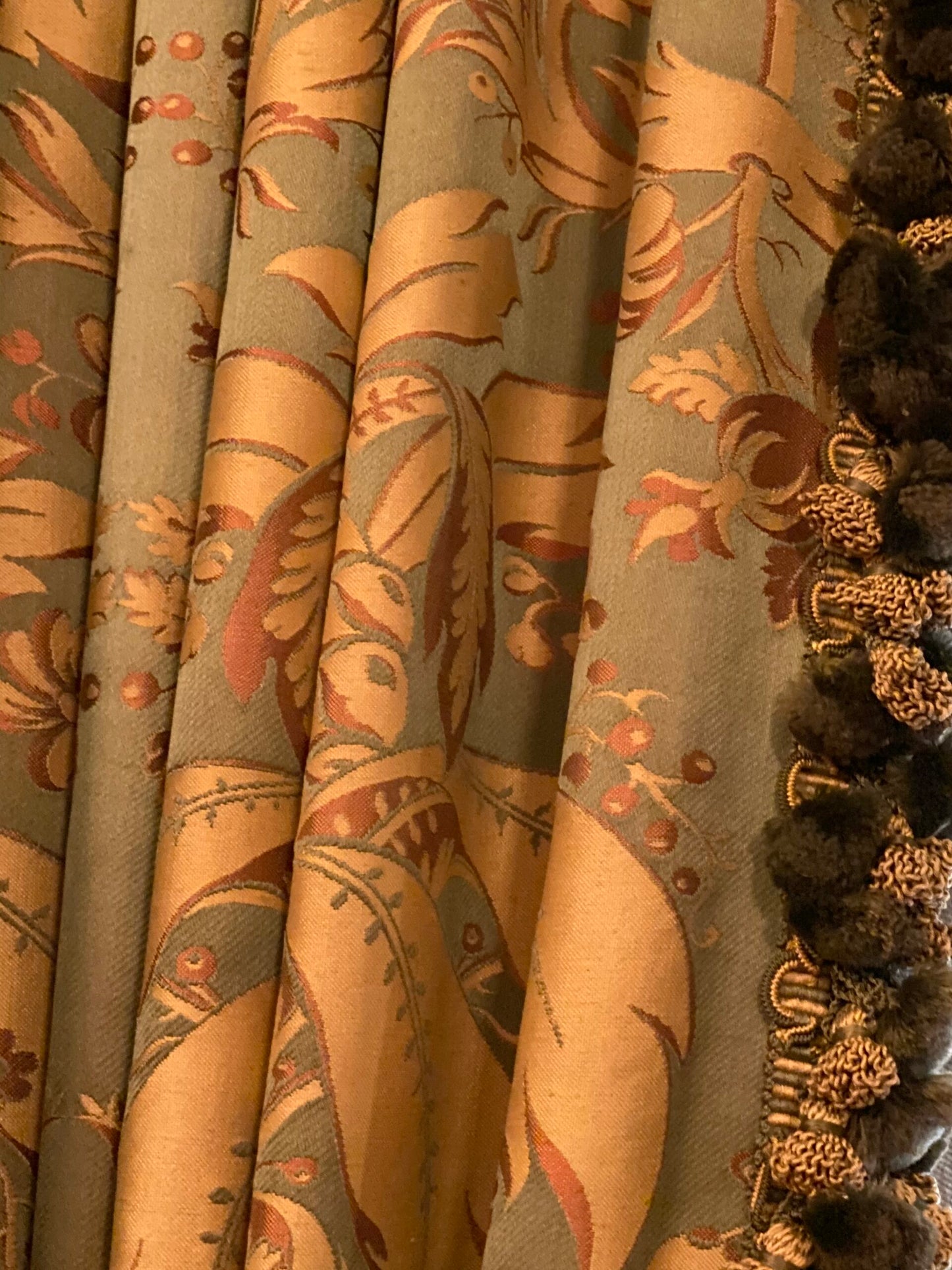 By Yard Scalamandre "NATCHEZ" Silk Lampas in Ripe Peach and Cream Salmon Pink &amp; Off White Silver PineappleWhite 18th C MSRP$1200+/Y