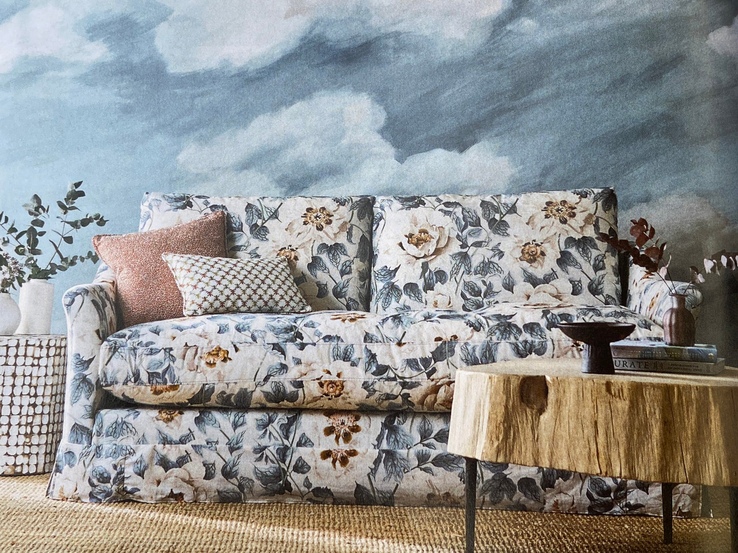 Scalamandre Anemone Flower Sepia Light Brown Grey On Cream Atmospheric 100% Silk Taffeta Print 20 Screens MSRP USD 278/Y