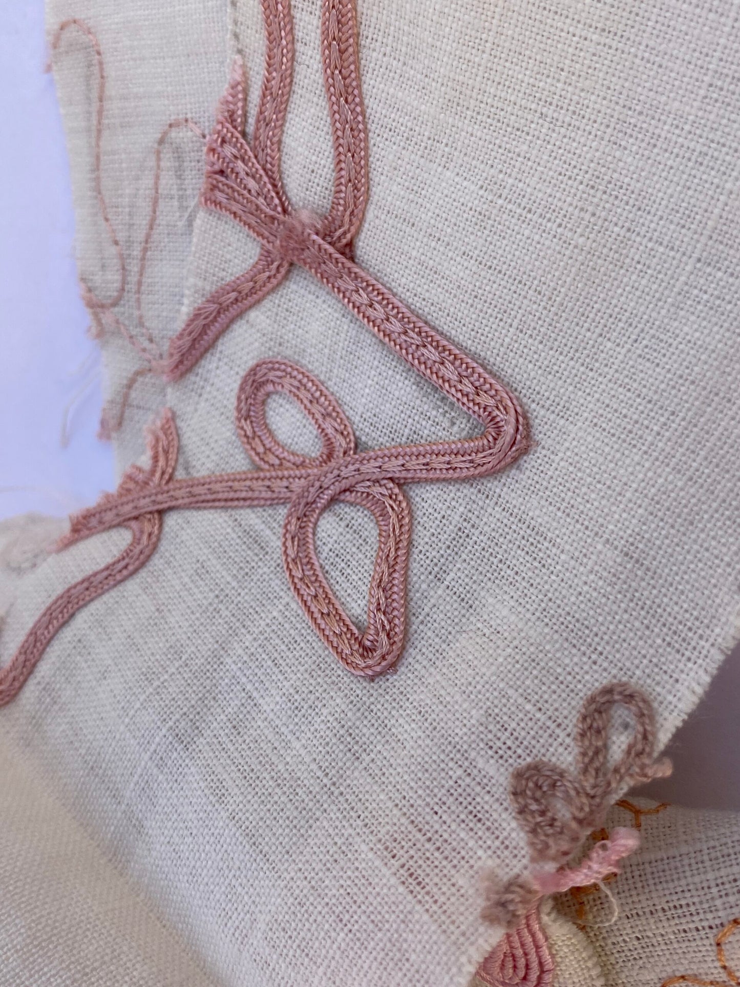 Scalamandre Harbor Peach Seaweeds Ocean Plants Coral Reef Embroidery Linen MSRP USD 288