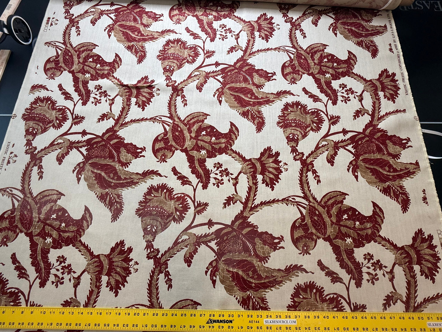 By Yd Lee Jofa Exotic Fruits Brick Biscuit Red on White Pom Thistle Vine Tropical Large Linen Print MSRP USD 196/Y