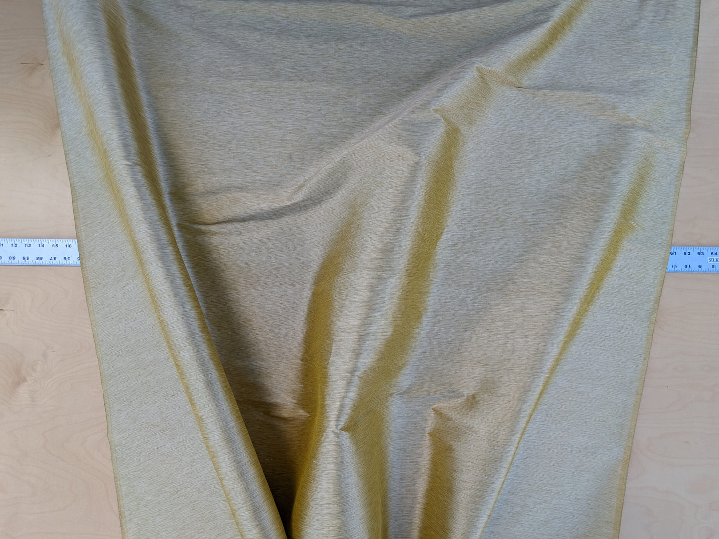 Scalamandre Diffusion Taffeta Gold Silk Solid Texture MSRP USD294/y