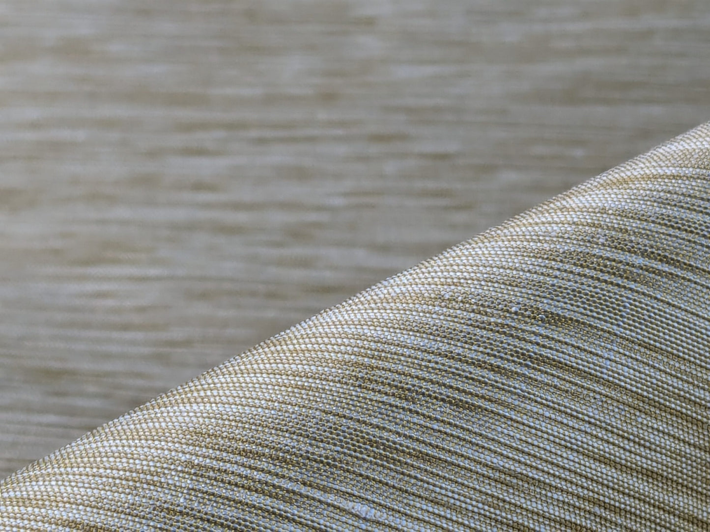 Scalamandre Diffusion Taffeta Gold Silk Solid Texture MSRP USD294/y