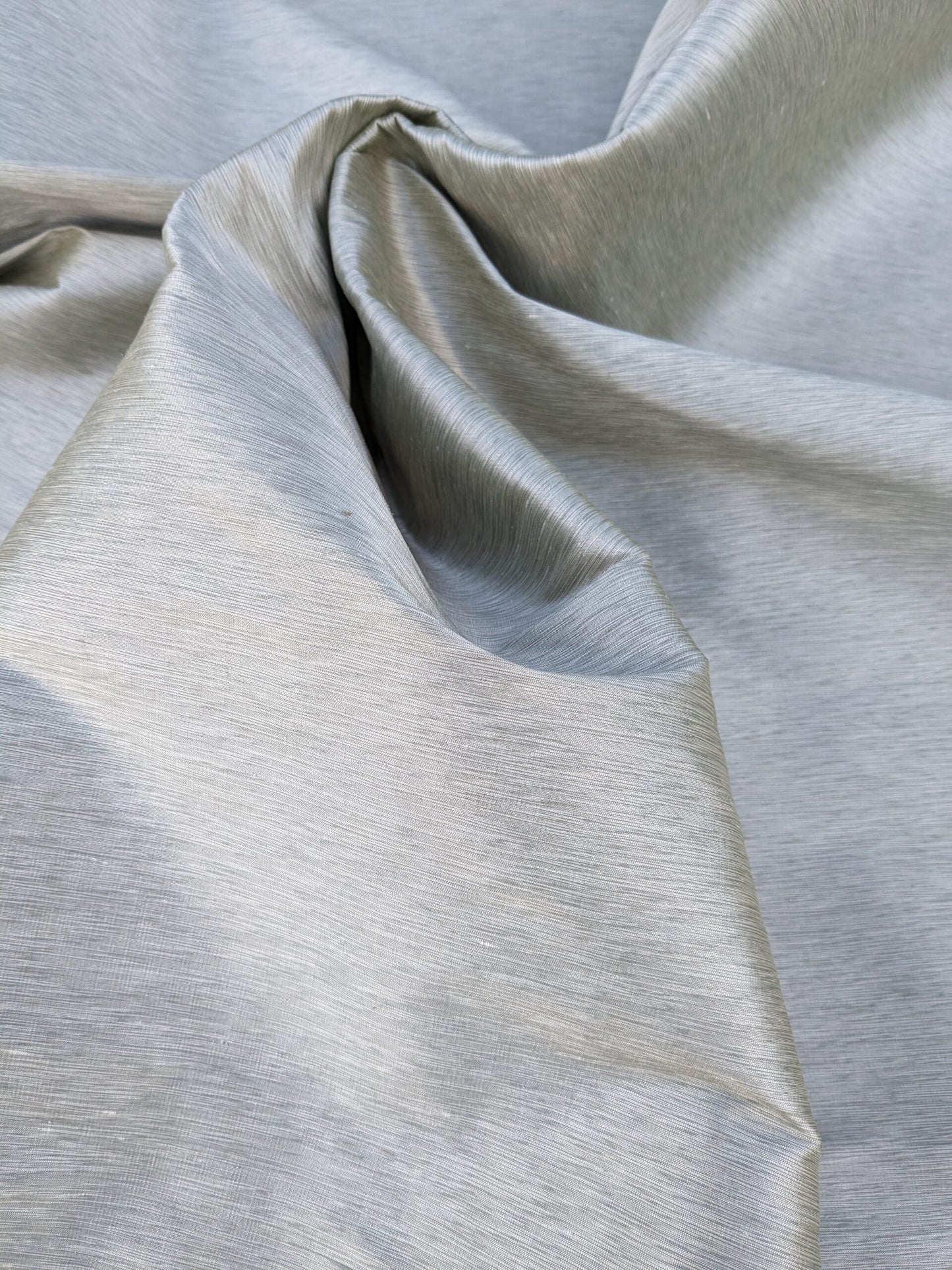 Scalamandre Diffusion Taffeta Pewter Gray Silk Solid Texture MSRP USD294/y