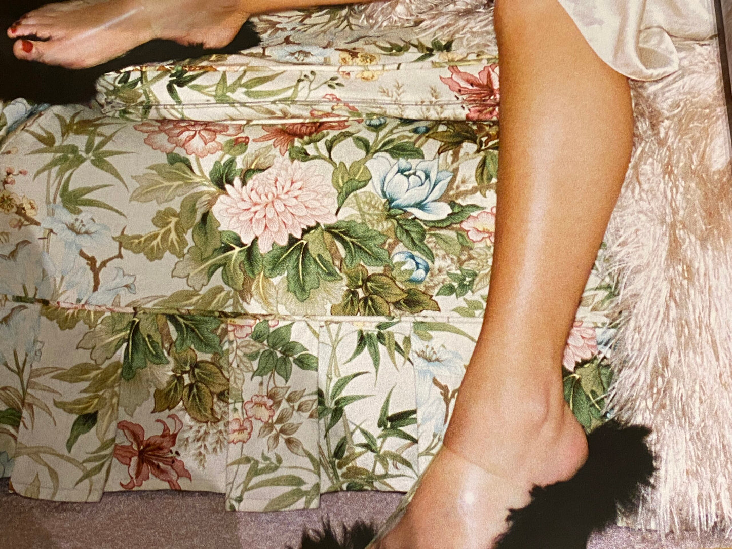 By Yd Scalamandre Cliveden Flower Print Fonthill  Multi/tawny Red Green Tan  Oleander flower Tree Branch Tropical Print on Cotton Linen  MSRP USD316/y