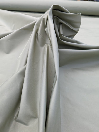Scalamandre  Althorp Taffeta Green Sage muted Green Silk Taffeta Gorgeous Texture MSRP USD 300/yd
