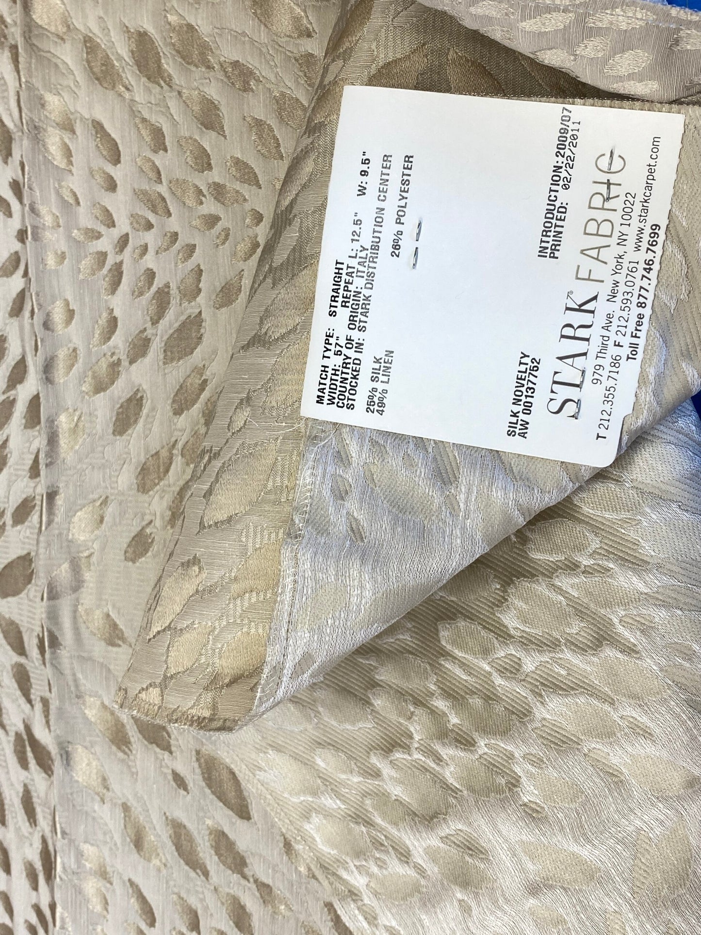 1 Berkbox72 Scalamandre Silk Square Cheetah Stripe Ivory Silk Novelty Gray Small Scale 33"x27" MSRP USD300+/Y