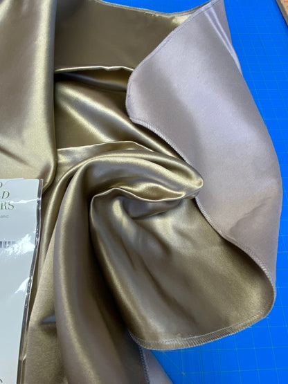 5 Berkbox72 Scalamandre Silk Square Sarin Mushroom Gray Solid MSRP USD300+/Y