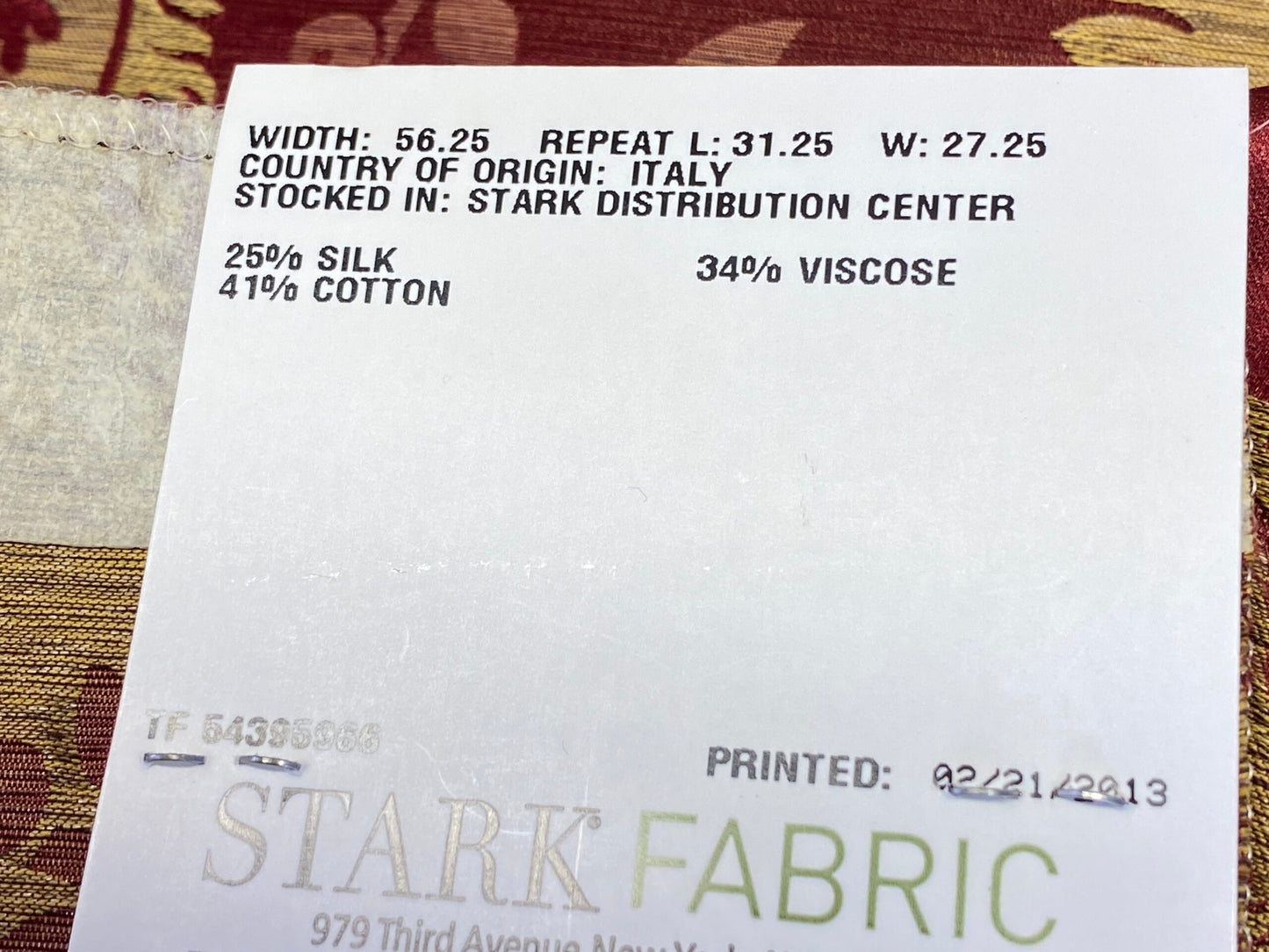 40 Berkbox72 27"w x 37"L Scalamandre Old World Weavers Square Silk  Claudina Cherry Deep Red Gold Renaissance Damask Reversible Italy MSRP USD 320/Y
