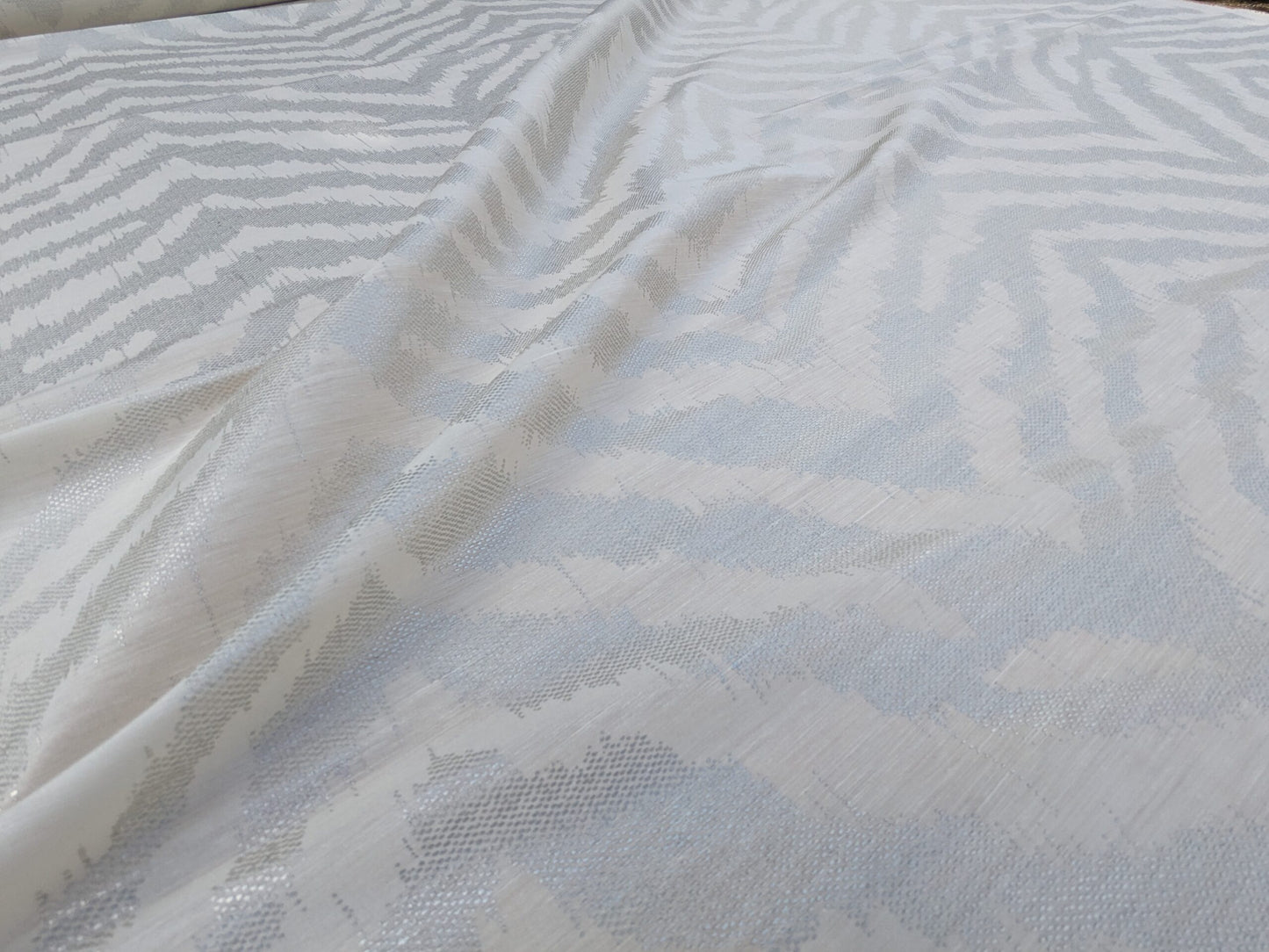 Scalamandre  Bengali Champagne Leopard Tiger Animal Skin Print Linen Silk MSRP USD366/y