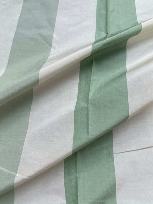 5 Berkbox71 Scalamandre Square Silk La Valliere Rayure Green and Cream Stripe MSRP USD348/y